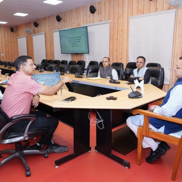 मुख्यमंत्री ने कहा कि शेष कार्यों को त्वरित गति से पूरा किया जाए