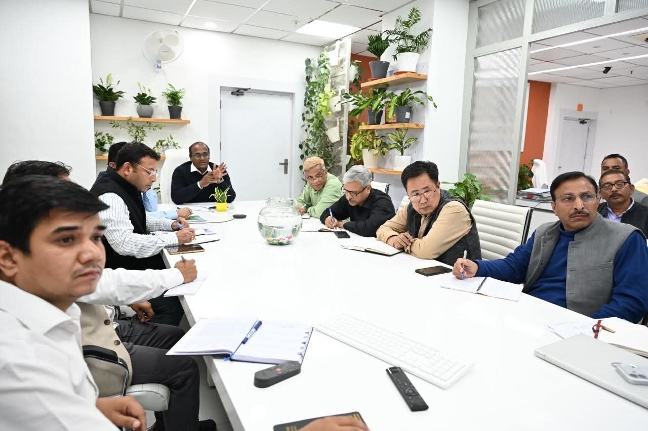 बैठक में सीईओ ने संबंधित अधिकारियों को विस्तृत दिशा-निर्देश दिए