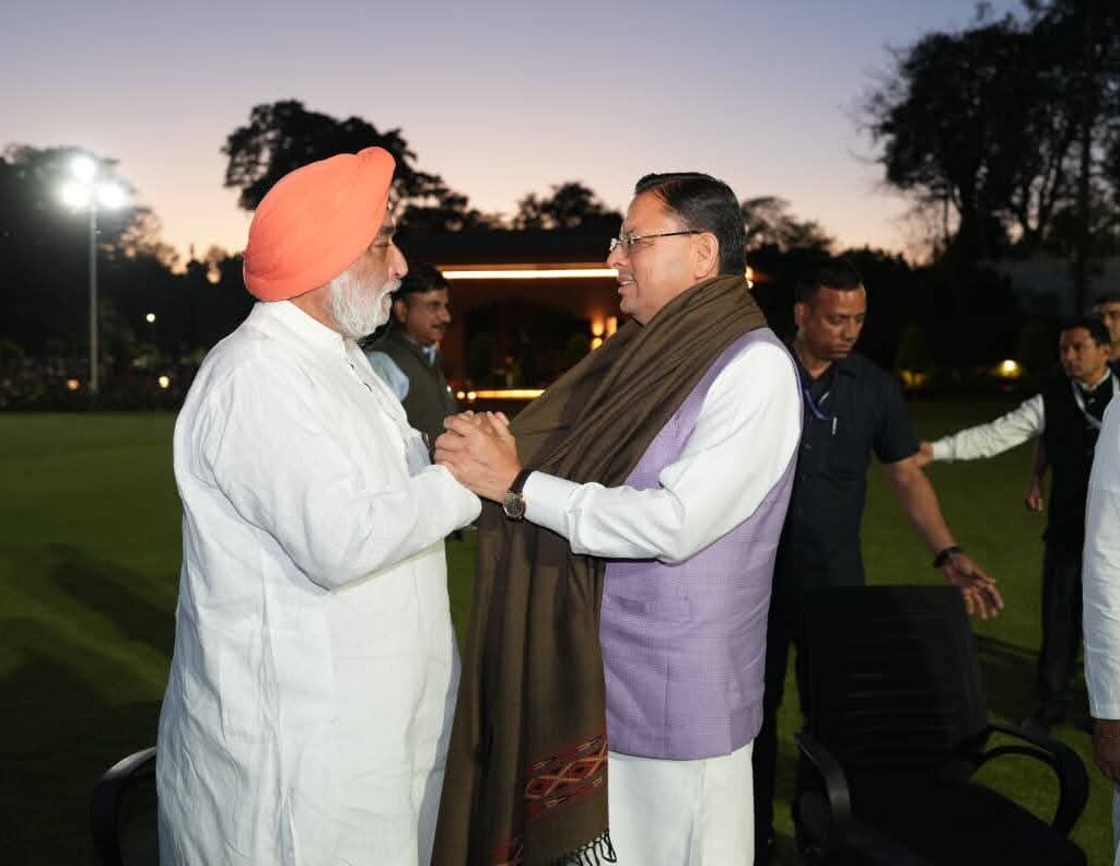 मुख्यमंत्री आवास में मुख्यमंत्री श्री पुष्कर सिंह धामी से सिक्ख समुदाय के प्रतिनिधिमंडल ने शिष्टाचार भेंट की