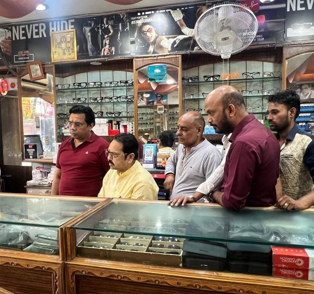 विशाल ऑप्टिकल्स में सुना गया प्रधानमंत्री नरेंद्र मोदी का ‘मन की बात’ कार्यक्रम