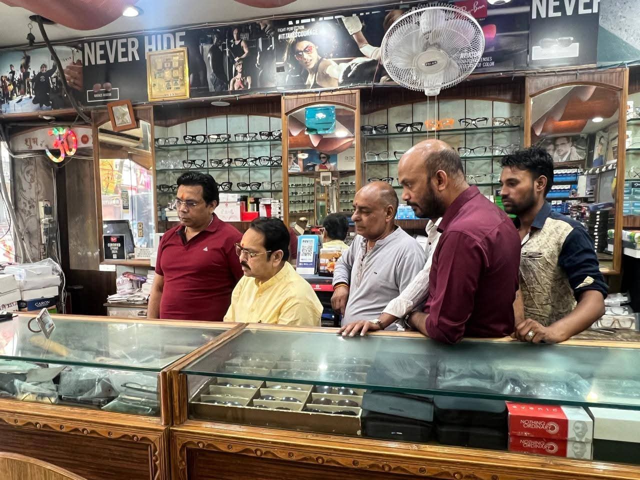 विशाल ऑप्टिकल्स में सुना गया प्रधानमंत्री नरेंद्र मोदी का ‘मन की बात’ कार्यक्रम