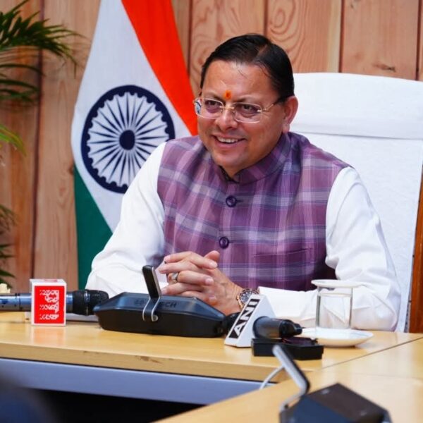 मुख्यमंत्री धामी ने बालिका छात्रावास की छात्राओं संग सुना प्रधानमंत्री मोदी का ‘मन की बात’ कार्यक्रम