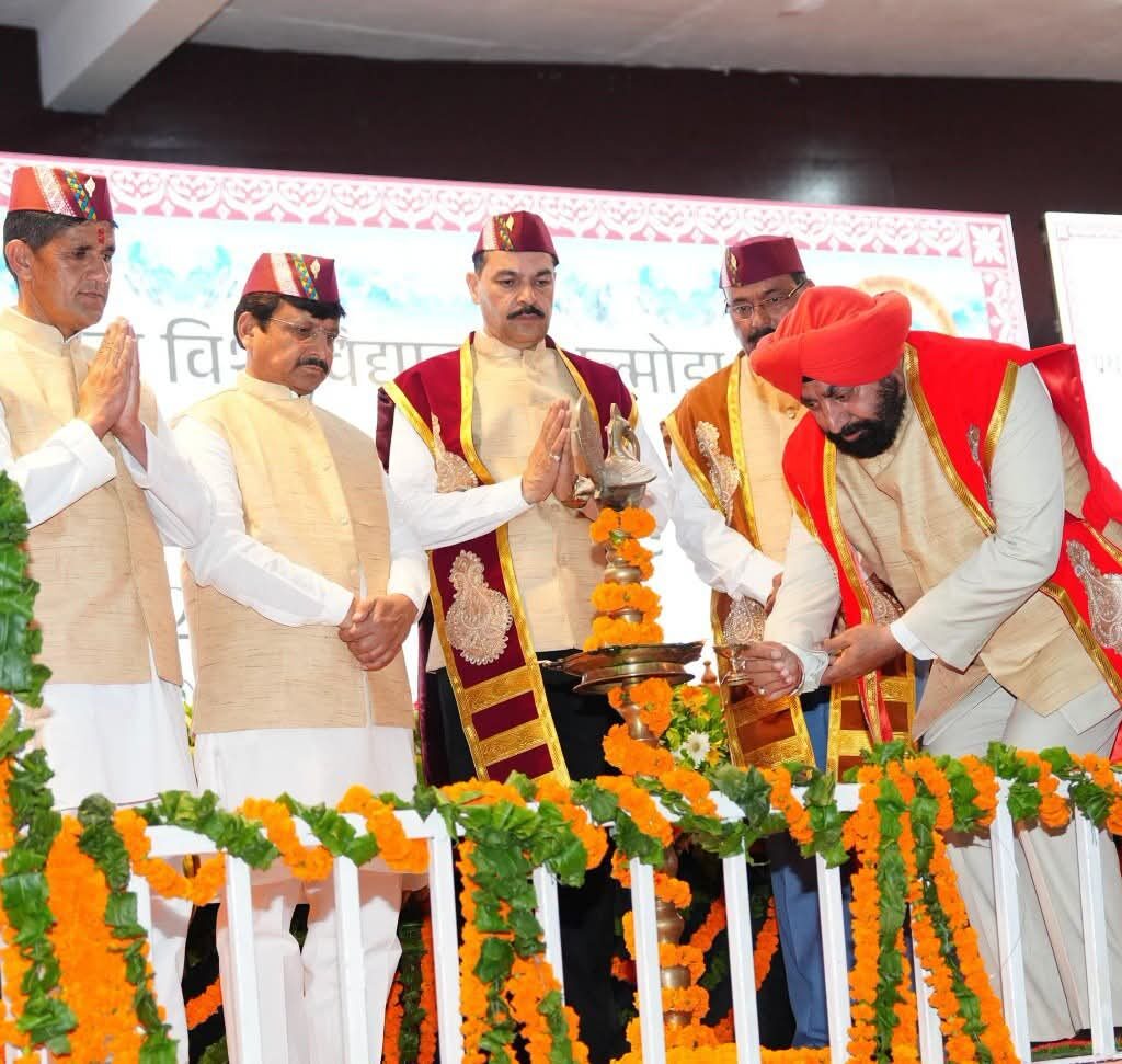 सोबन सिंह जीना विश्वविद्यालय के प्रथम दीक्षांत समारोह में राज्यपाल ने छात्रों को दी शुभकामनाएं