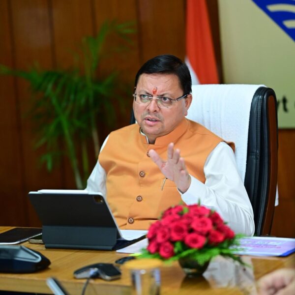 हरिद्वार भूमि खरीद घोटाले पर धामी सरकार की बड़ी कार्रवाई, पूर्व नगर आयुक्त बर्खास्त