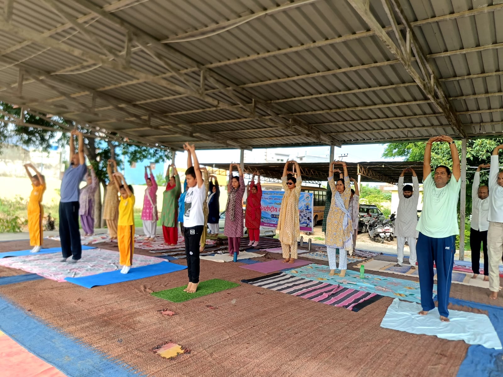 महार्षि विद्या मंदिर में अंतर्राष्ट्रीय योग दिवस उत्साहपूर्वक मनाया गया