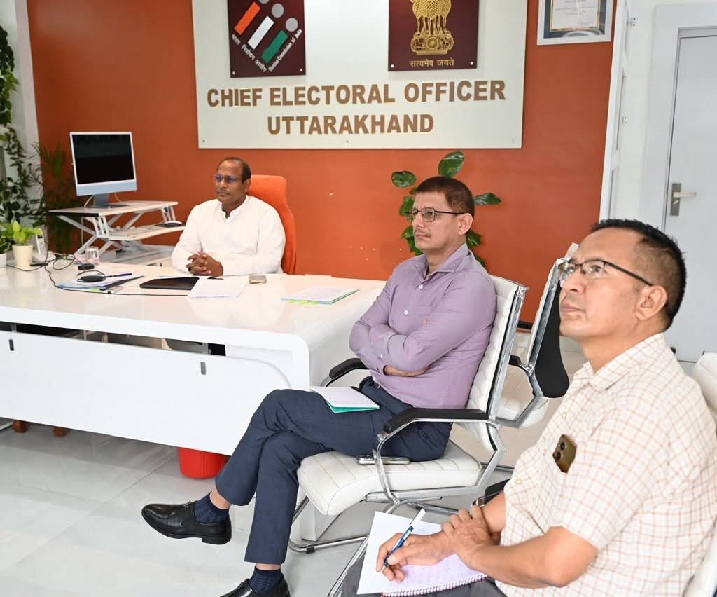 मुख्य निर्वाचन अधिकारी ने SIR अभियान की प्रगति की समीक्षा की