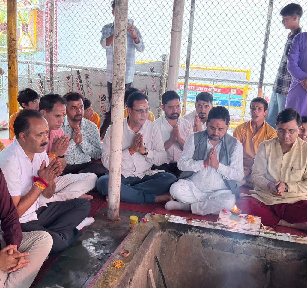 मुख्यमंत्री धामी के पाँच वर्ष पूर्ण होने पर काशी विश्वनाथ मंदिर में विशेष धार्मिक अनुष्ठान